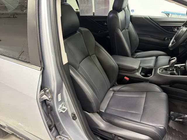 2025 Subaru Outback Limited - Photo 21
