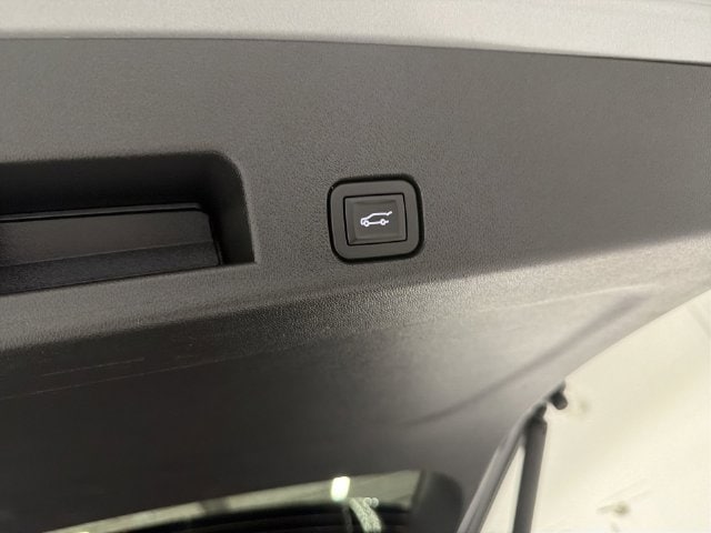 2026 Chevrolet Traverse LT - Photo 19