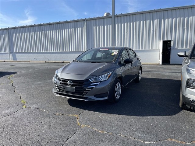 2024 Nissan Versa S photo 2