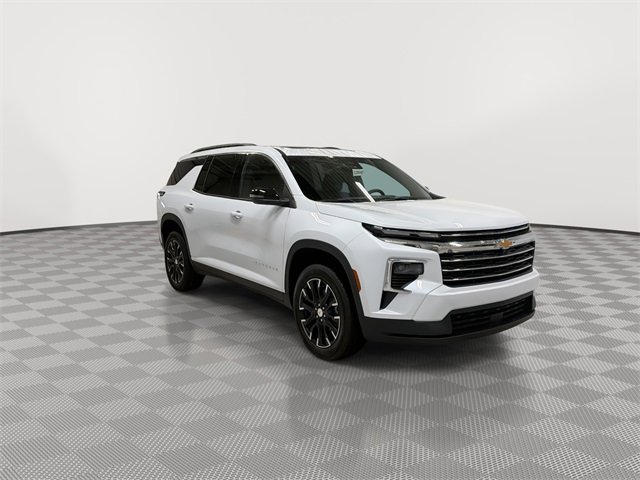 2026 Chevrolet Traverse photo 2