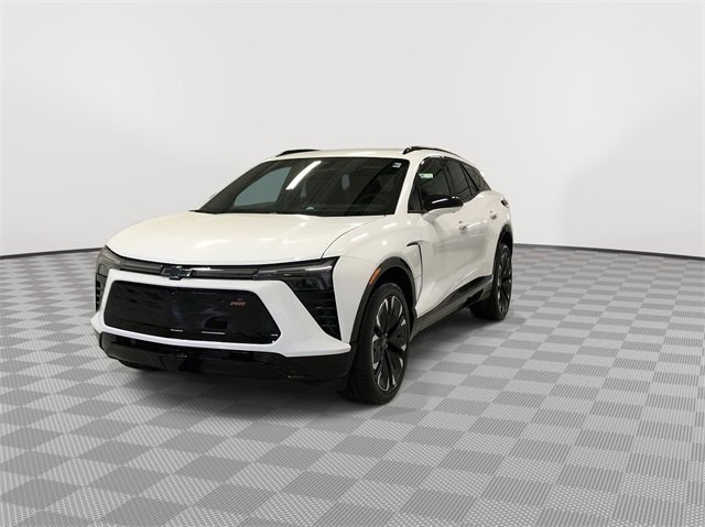 2024 Chevrolet Blazer EV RS photo 3