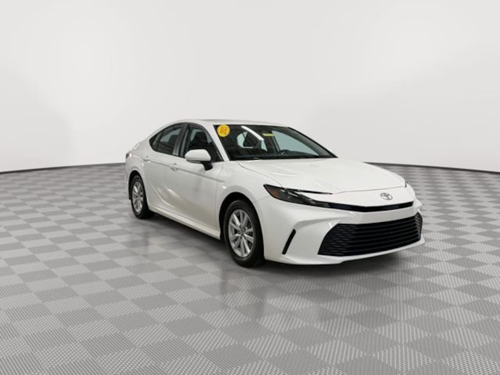 Used 2025 Toyota Camry LE