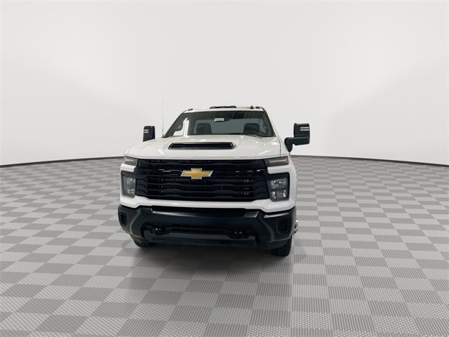 2025 Chevrolet Silverado 3500HD Work Truck photo 3