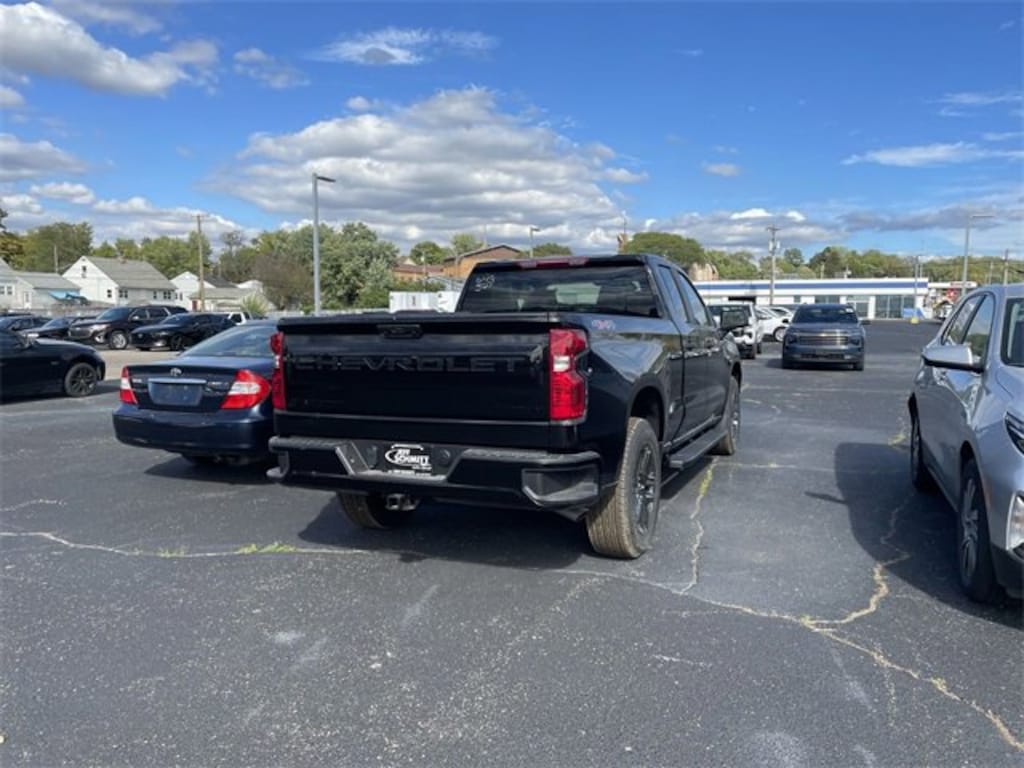 New 2026 Chevrolet Silverado 1500 Custom Truck
