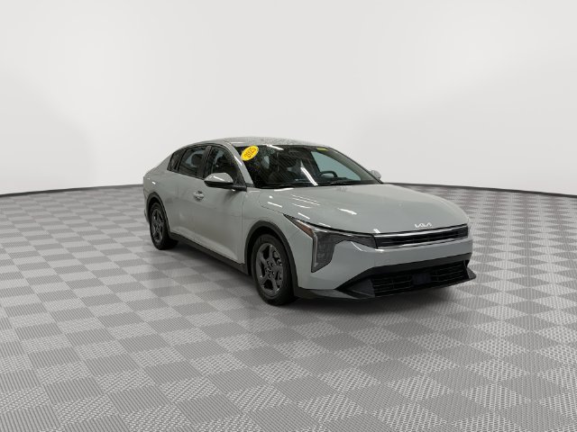 Used 2025 Kia K4 LXS Sedan