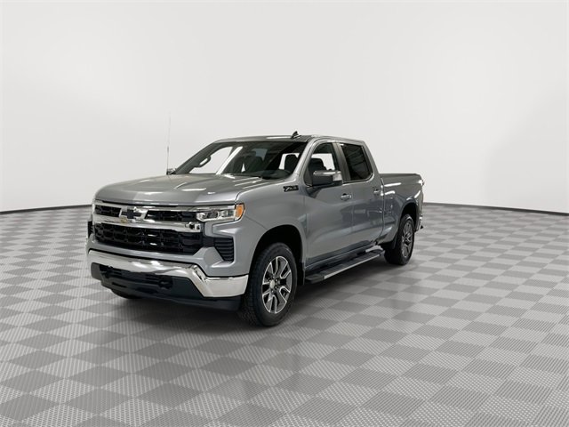 2026 Chevrolet Silverado 1500 LT photo 4