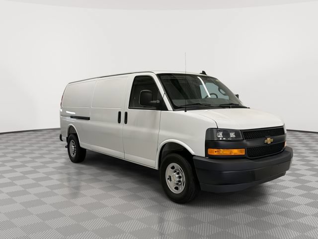 2025 Chevrolet Express Cargo Work Van - Photo 14