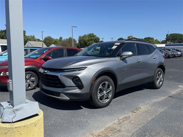 2023 Chevrolet Blazer 2LT photo 3