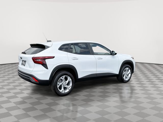 2026 Chevrolet Trax LS - Photo 11