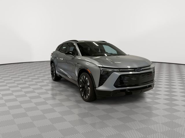 Used 2025 Chevrolet Blazer EV RS with VIN 3GNKDJRJ4SS110325 for sale in Fairborn, OH