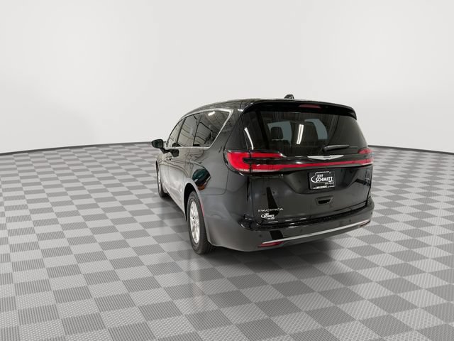 2025 Chrysler Pacifica Select - Photo 9