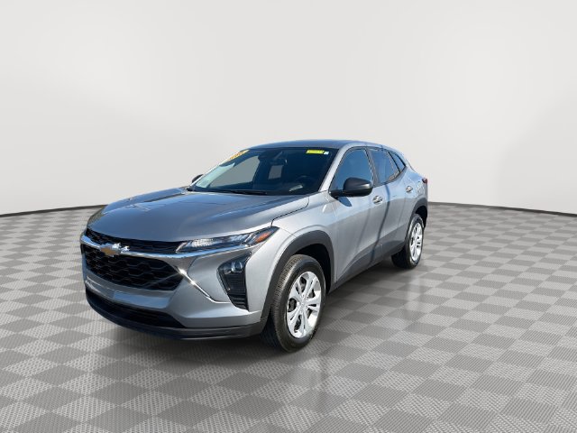 Used 2026 Chevrolet Trax LS SUV