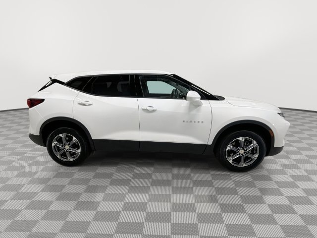 2025 Chevrolet Blazer 2LT - Photo 14