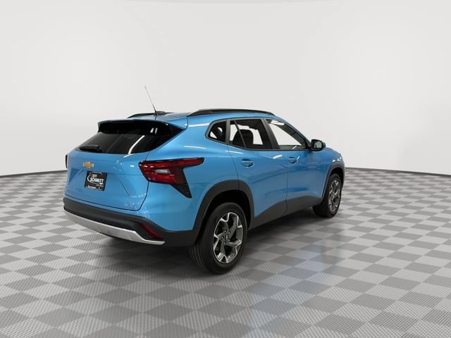 2026 Chevrolet Trax LT - Photo 10