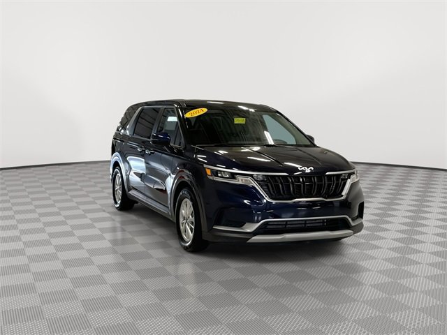2024 Kia Carnival LX photo 2