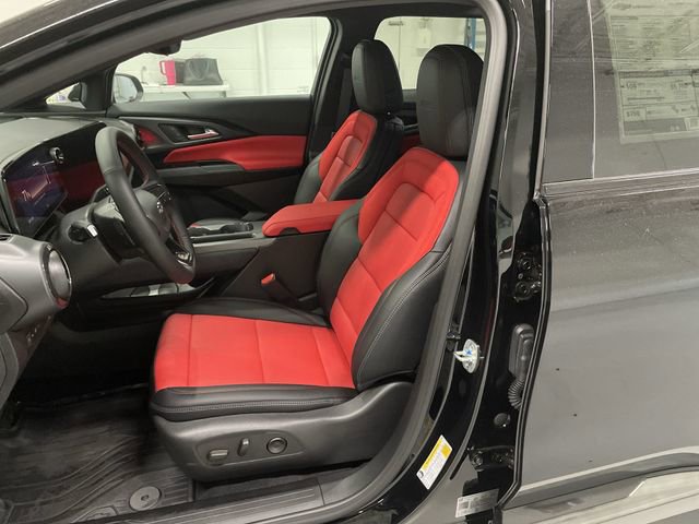 2025 Chevrolet Equinox EV RS - Photo 21