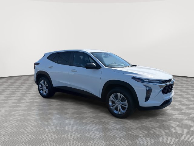2026 Chevrolet Trax LS - Photo 15