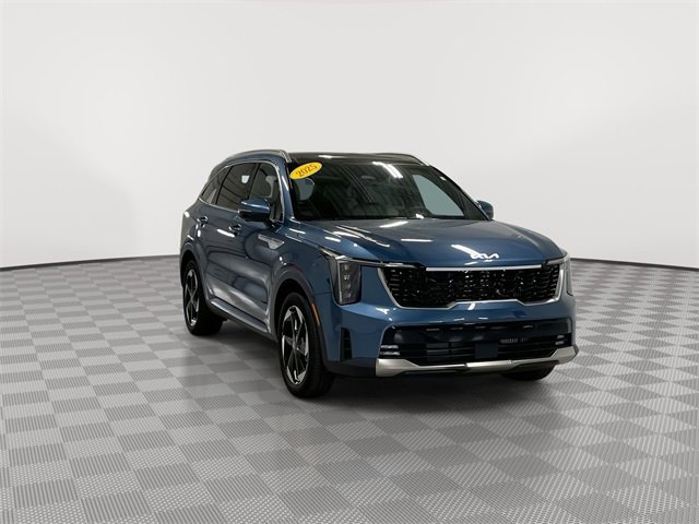 Used 2025 Kia Sorento SX Prestige Hybrid with VIN KNDRKDJG2S5304988 for sale in Fairborn, OH