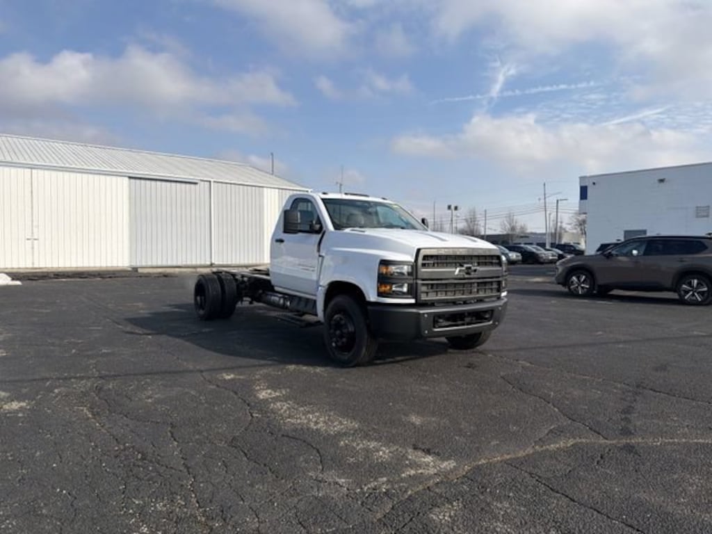 New 2024 Chevrolet Silverado 5500 HD Work Truck Truck