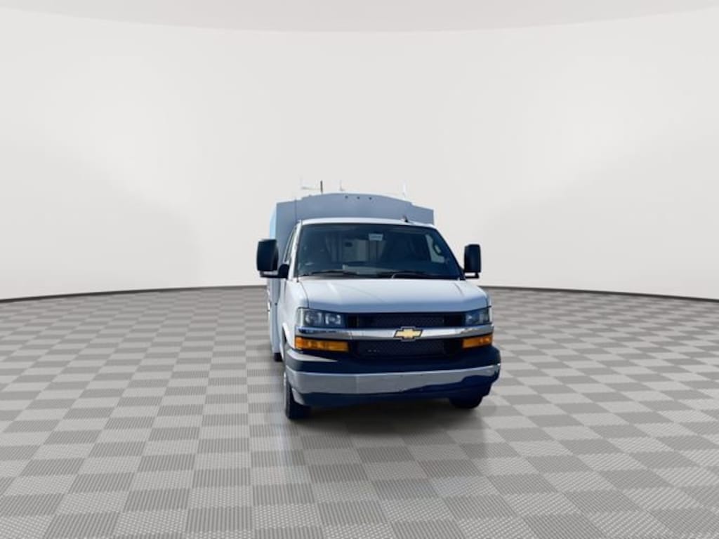 New 2025 Chevrolet Express Cutaway 3500 1WT Cutaway Van