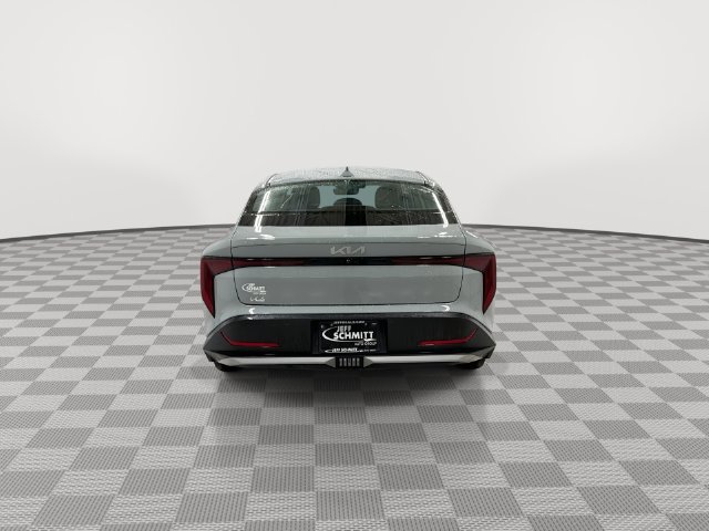 2025 Kia K4 LXS - Photo 11