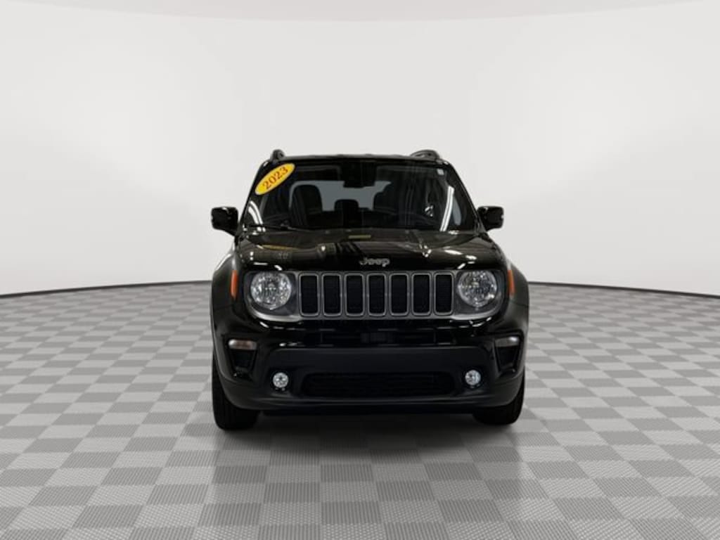 Used 2023 Jeep Renegade Limited 4x4 SUV