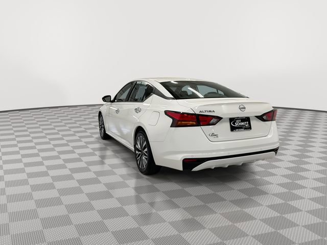2025 Nissan Altima SV - Photo 8