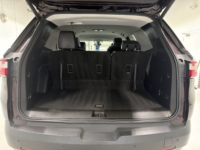 2021 Chevrolet Traverse 3LT - Photo 16