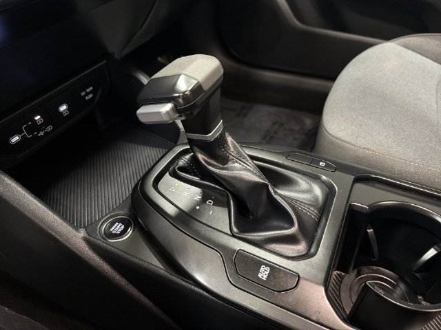 2025 Kia K4 LXS - Photo 26