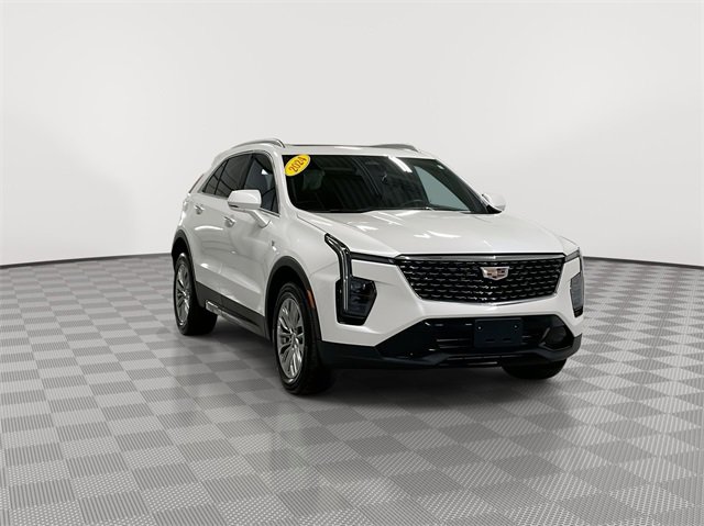 Used 2024 Cadillac XT4 Premium Luxury with VIN 1GYFZDR40RF180825 for sale in Fairborn, OH