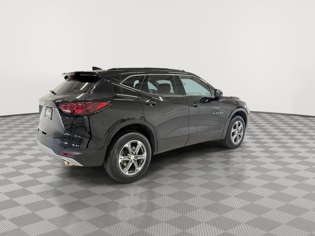 2024 Chevrolet Blazer 2LT - Photo 11