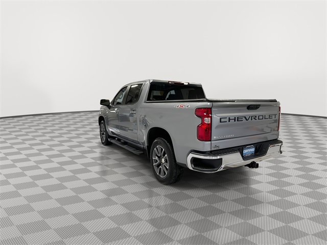 2024 Chevrolet Silverado 1500 LT photo 4