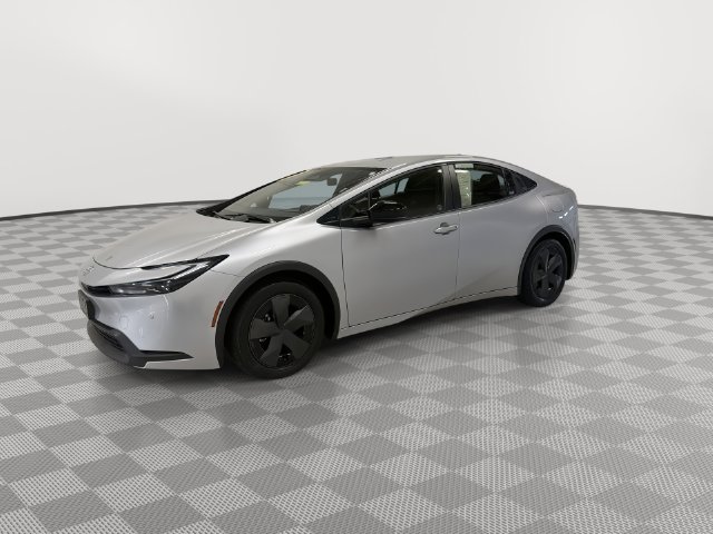 2025 Toyota Prius LE - Photo 6