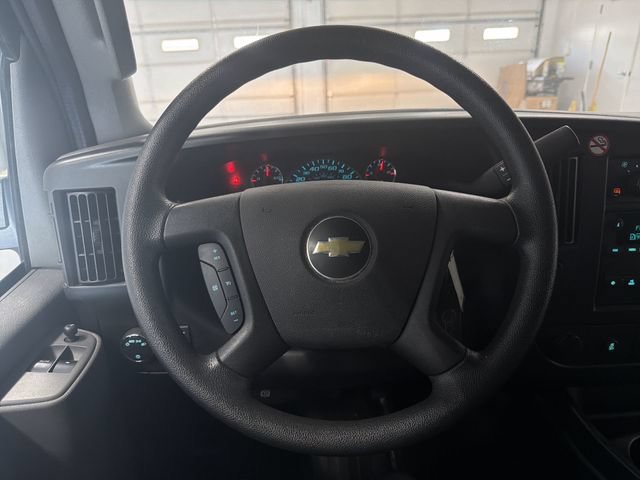 2025 Chevrolet Express Cargo Work Van - Photo 28