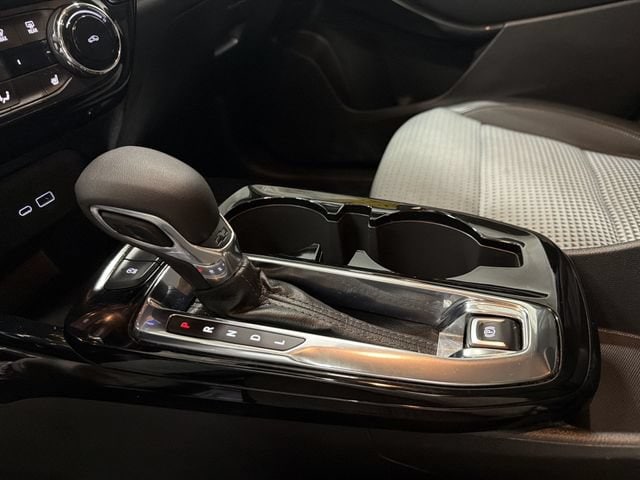 2025 Chevrolet Trax LT - Photo 28