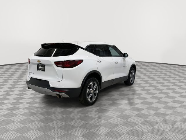 2025 Chevrolet Blazer 2LT - Photo 12