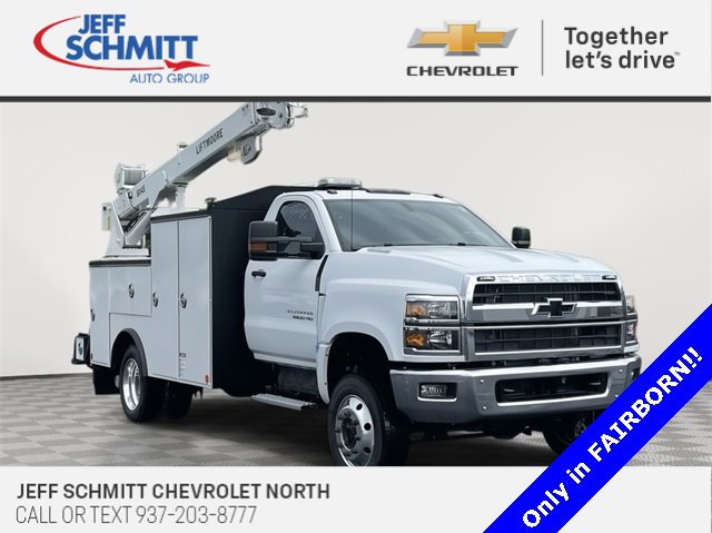 2024 Chevrolet Silverado 4500 Medium Duty Chassis Cab Work Truck's photo