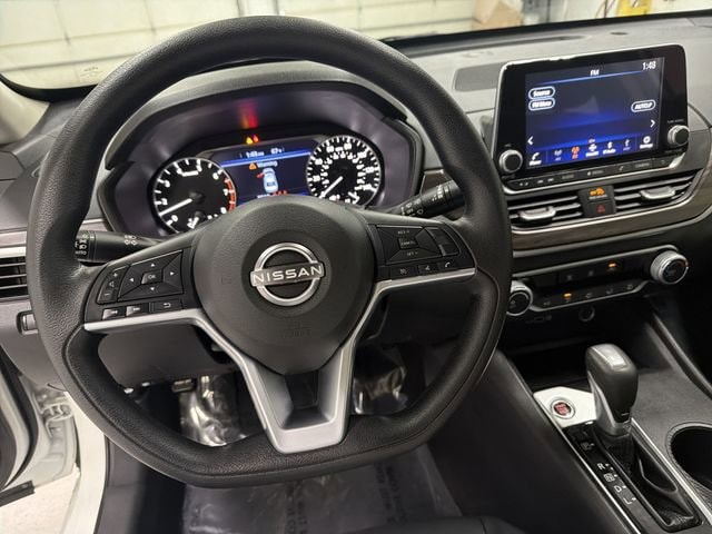 2025 Nissan Altima SV - Photo 17