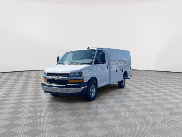 New 2025 Chevrolet Express Cutaway 3500 1WT Cutaway Van