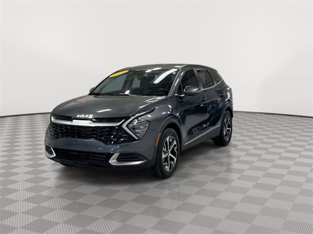 Used 2025 Kia Sportage EX