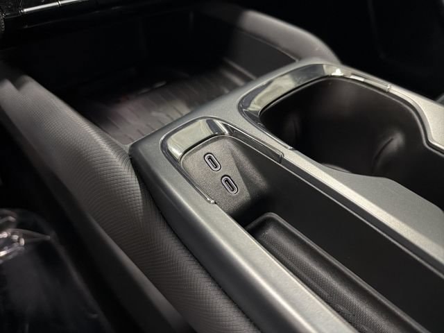 2026 Chevrolet Equinox EV RS - Photo 32