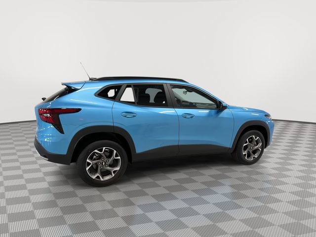 2026 Chevrolet Trax LT - Photo 11