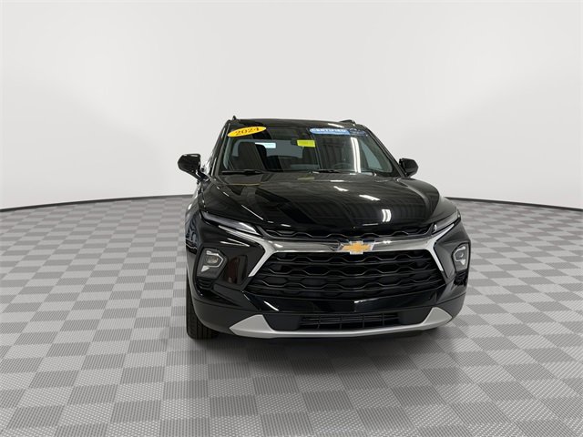 2024 Chevrolet Blazer 2LT photo 2