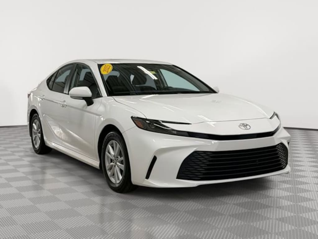Used 2025 Toyota Camry LE