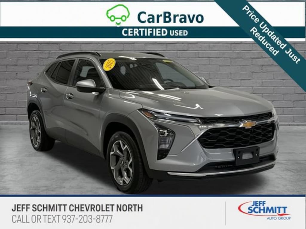 Used 2025 Chevrolet Trax LT SUV