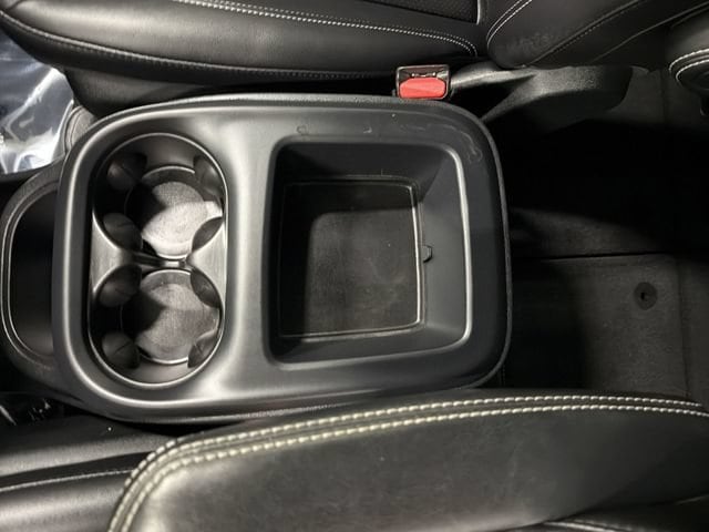 2025 Chrysler Pacifica Select - Photo 24