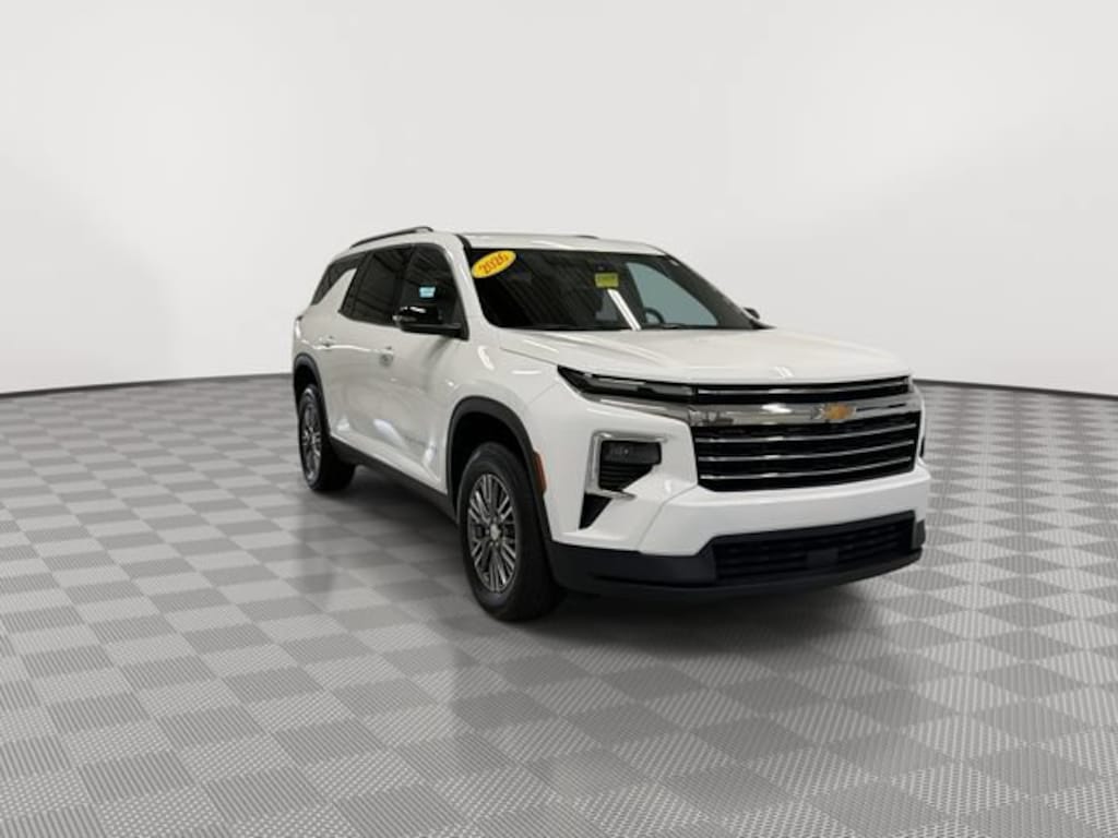 Used 2026 Chevrolet Traverse LT SUV