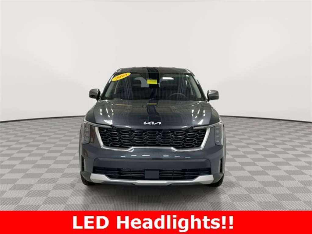 Used 2024 Kia Sorento LX