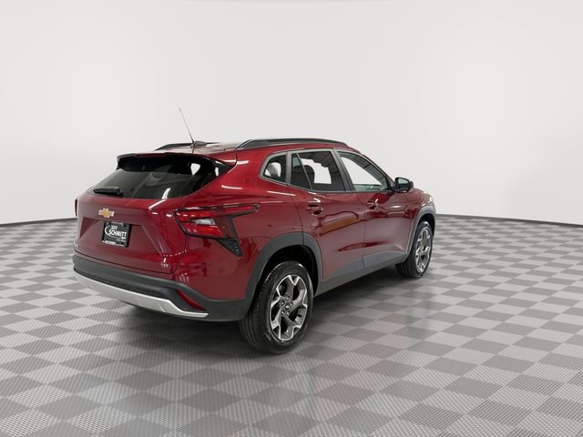 2025 Chevrolet Trax LT - Photo 10
