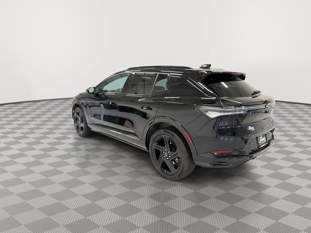 2026 Chevrolet Equinox EV RS - Photo 11